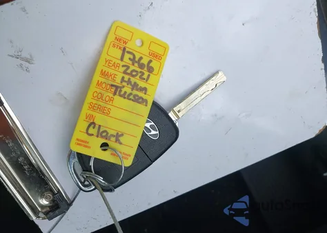 2021 Hyundai Tucson Se z USA, uszkodzony, nr VIN KM8J2CA40MU369680